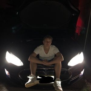 Meet your Posher, Quinn